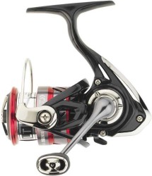 Daiwa Ninja LT 2000 Olta Makinesi - Daiwa